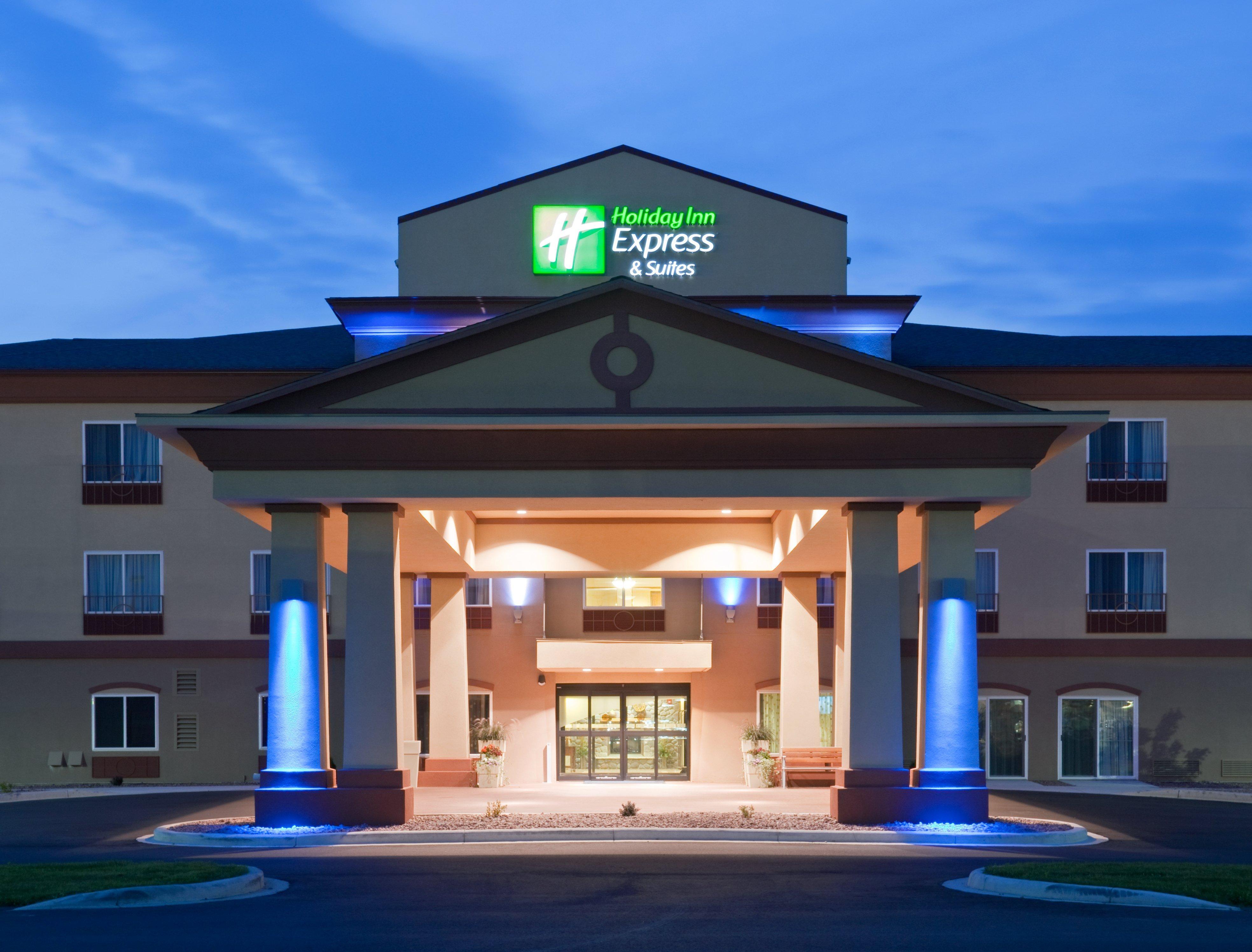 Holiday Inn Express Hotel & Suites Antigo By Ihg Экстерьер фото